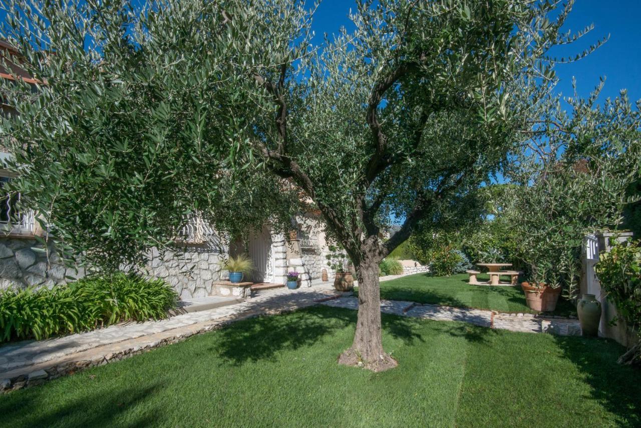 Bastide Les 3 Portes Saint-Paul-de-Vence Dış mekan fotoğraf